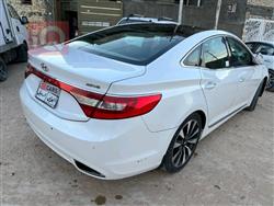 هيونداي أزيرا